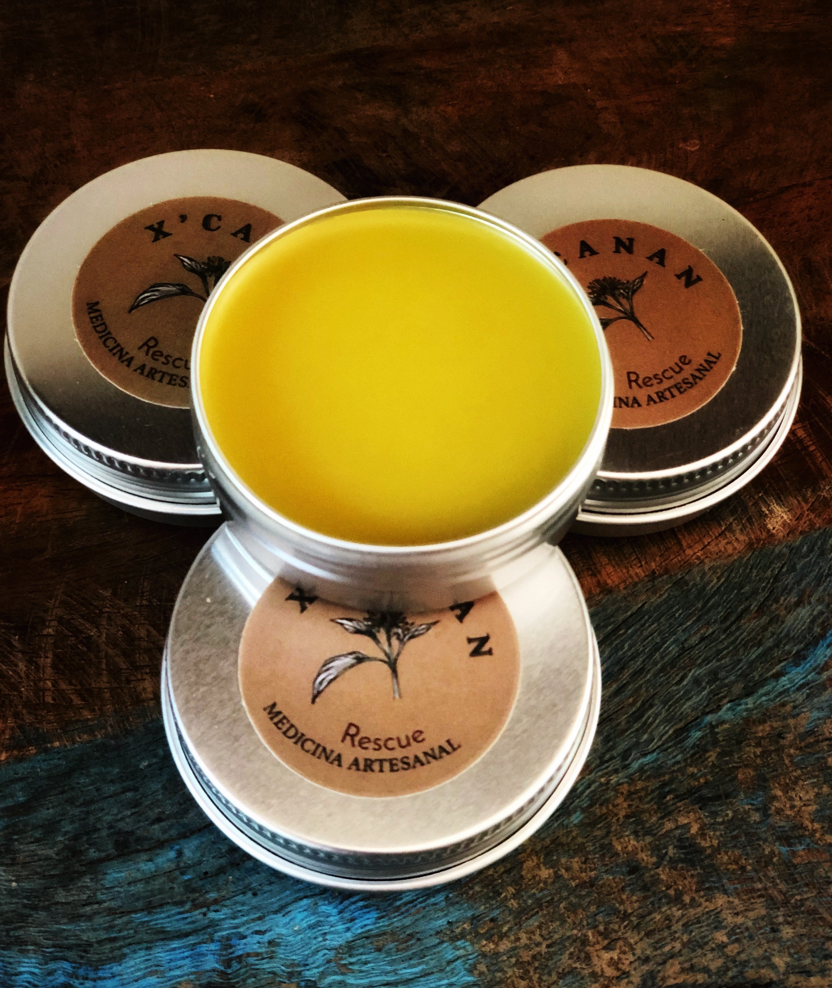 Pommade à fleur de peau
